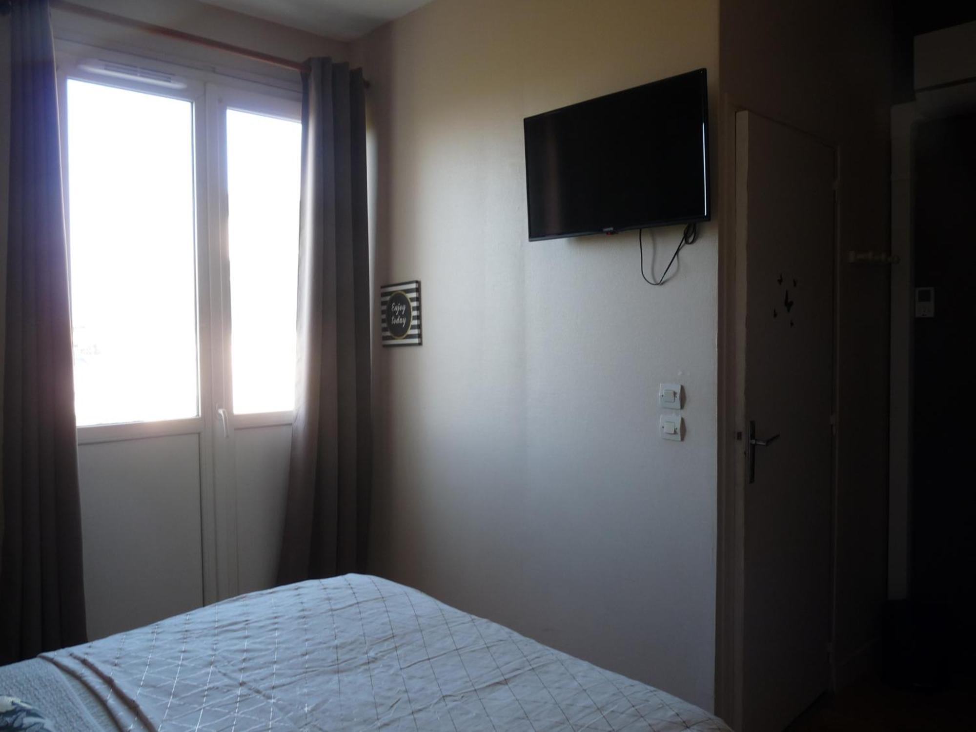 Les Chambres De La Gare Noyers-sur-Cher Esterno foto