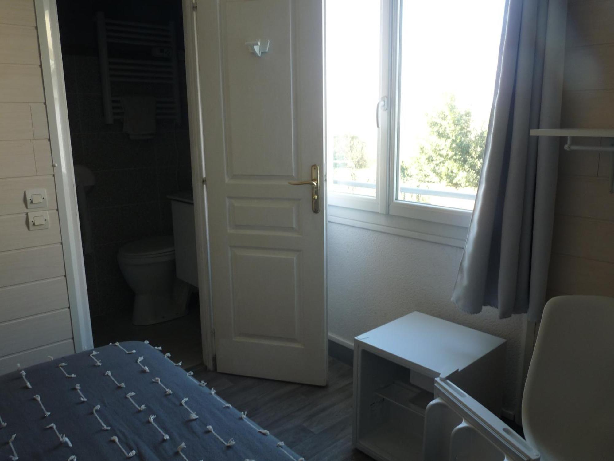 Les Chambres De La Gare Noyers-sur-Cher Esterno foto