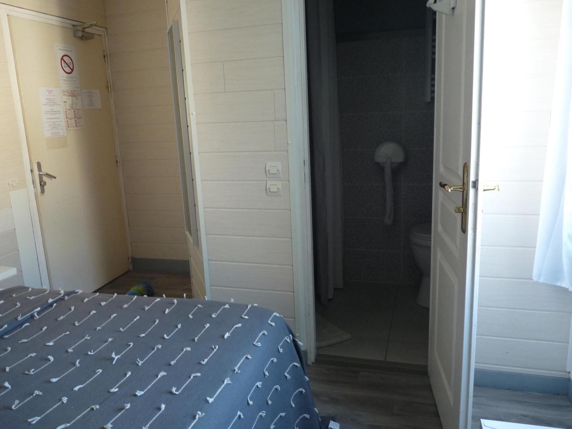 Les Chambres De La Gare Noyers-sur-Cher Esterno foto