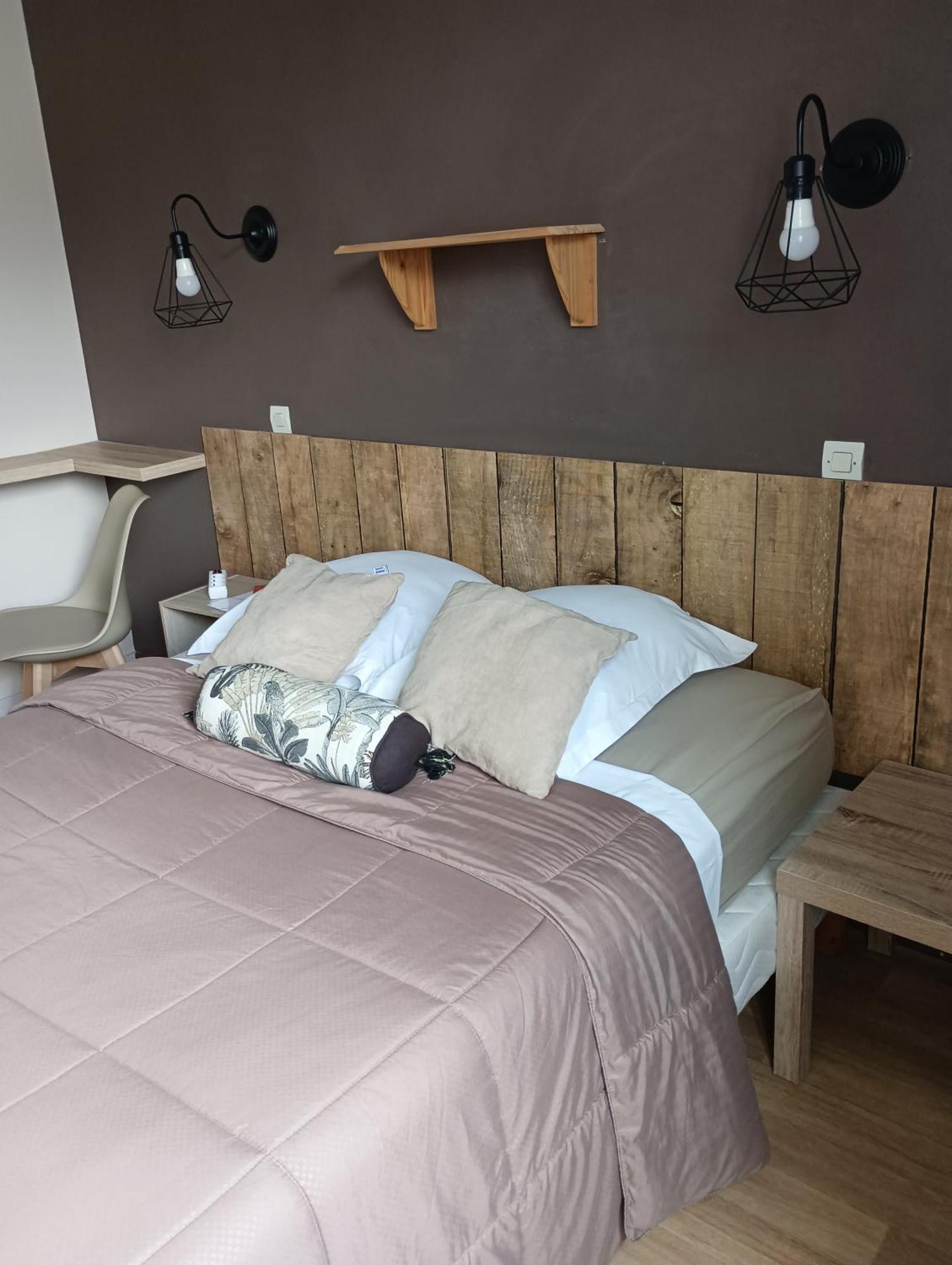Les Chambres De La Gare Noyers-sur-Cher Esterno foto