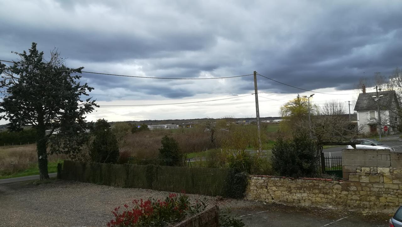 Les Chambres De La Gare Noyers-sur-Cher Esterno foto