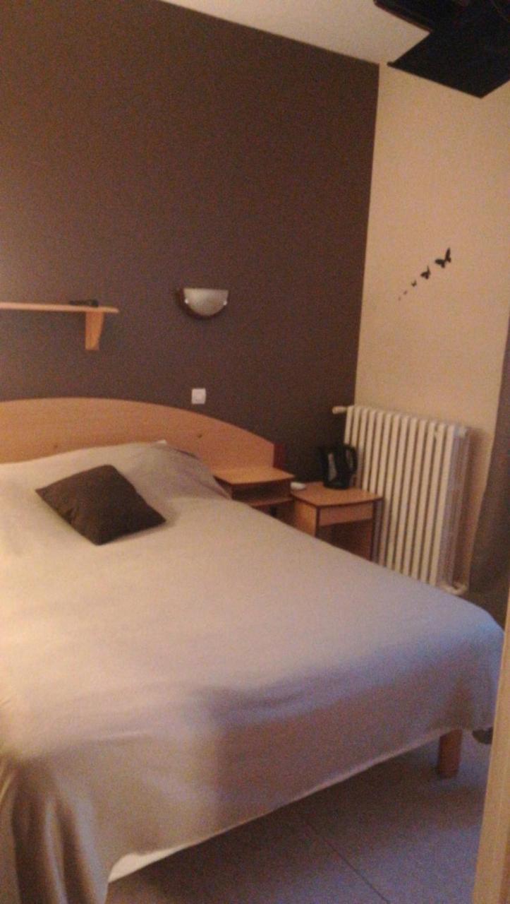 Les Chambres De La Gare Noyers-sur-Cher Esterno foto
